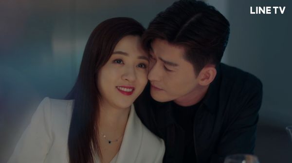 张翰床戏“脚卡女主角双腿”遭骂离谱 网怒求下架停播