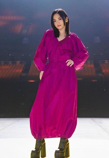 徐佳莹挺孕肚拍MV   二胎性别曝光 