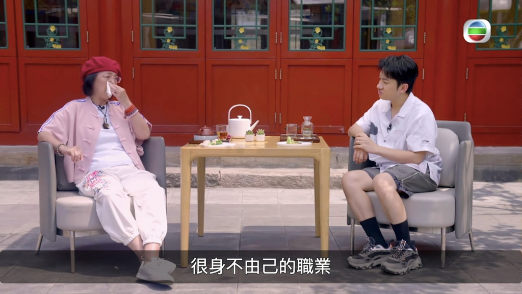 拍《封神榜》遇母中风 苑琼丹陷忠孝两难叹身不由己