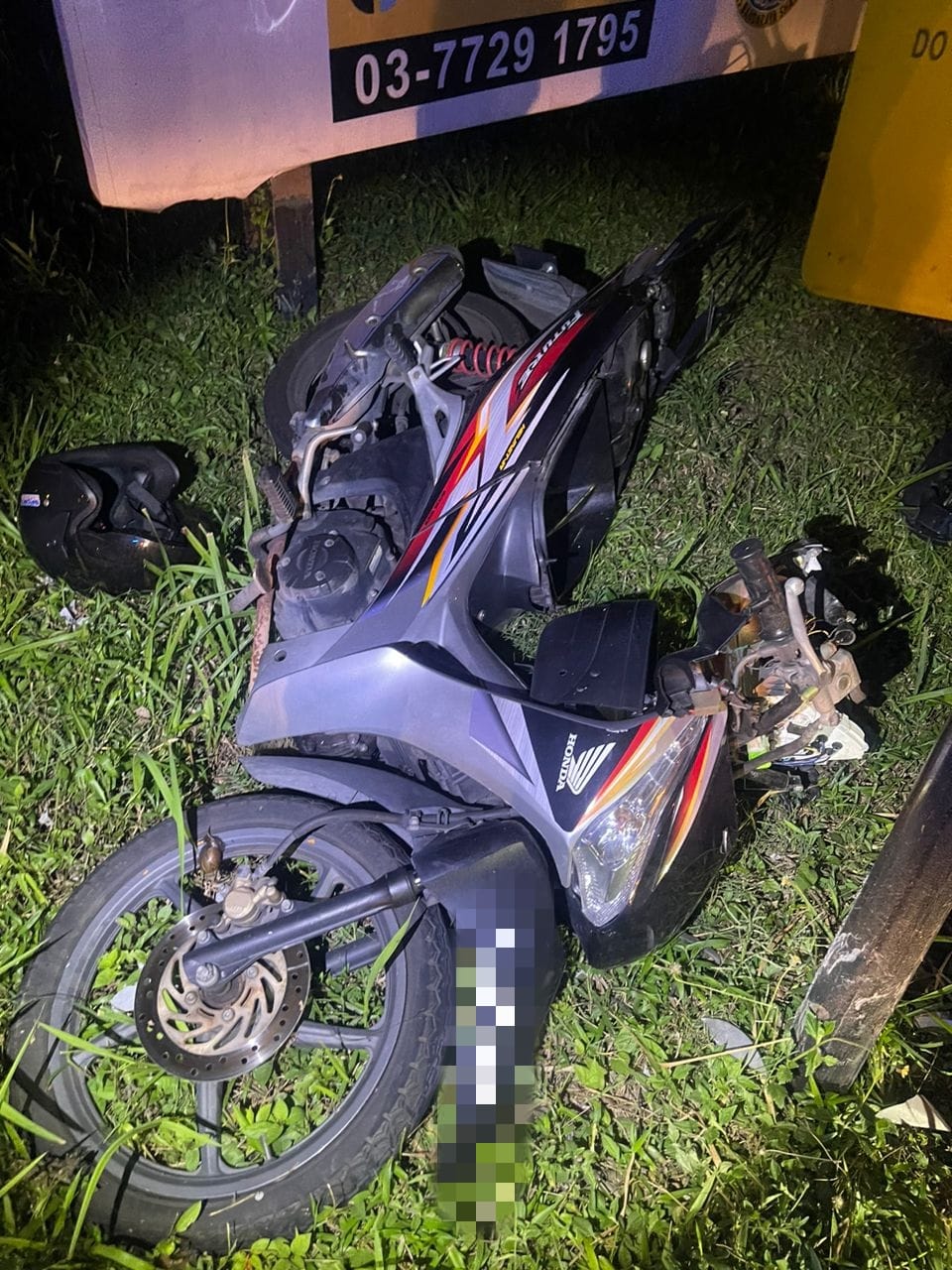 摩托车车祸1死1重伤,警方找目击证人