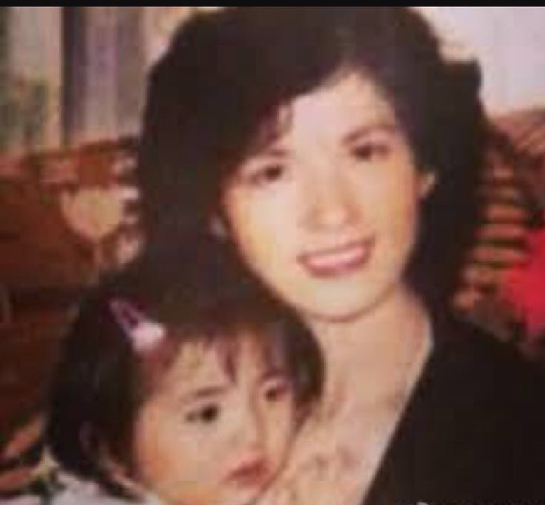 效力无线近20年 唐诗咏离巢攻舞台剧解心结