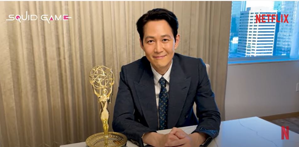 李政宰艾美奖封帝 自曝听到名字犹豫“是不是我”	