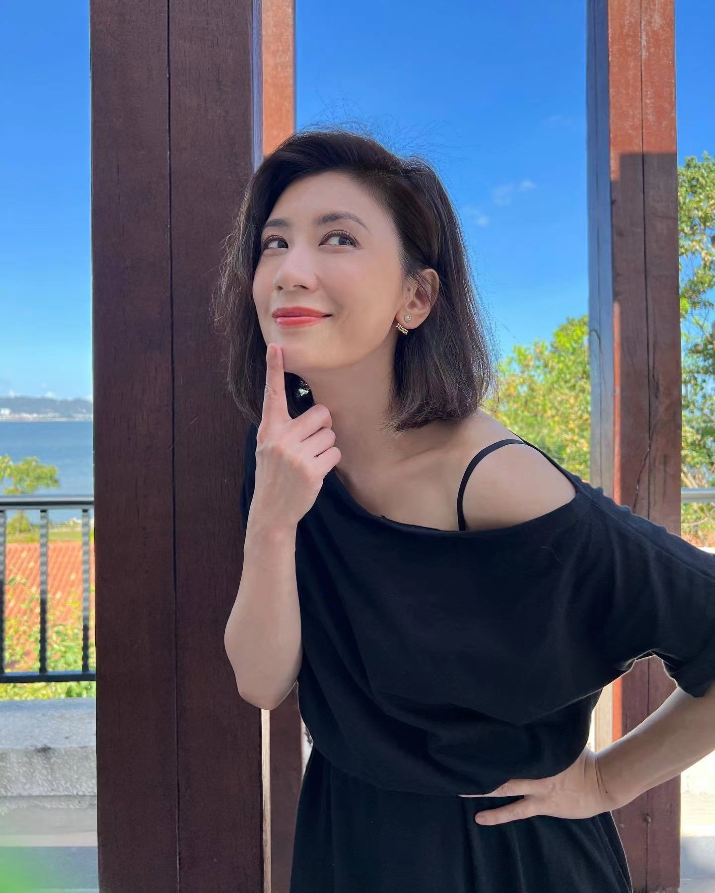 李政宰豪门女友撞脸贾静雯 本人认证：我也吓一跳	