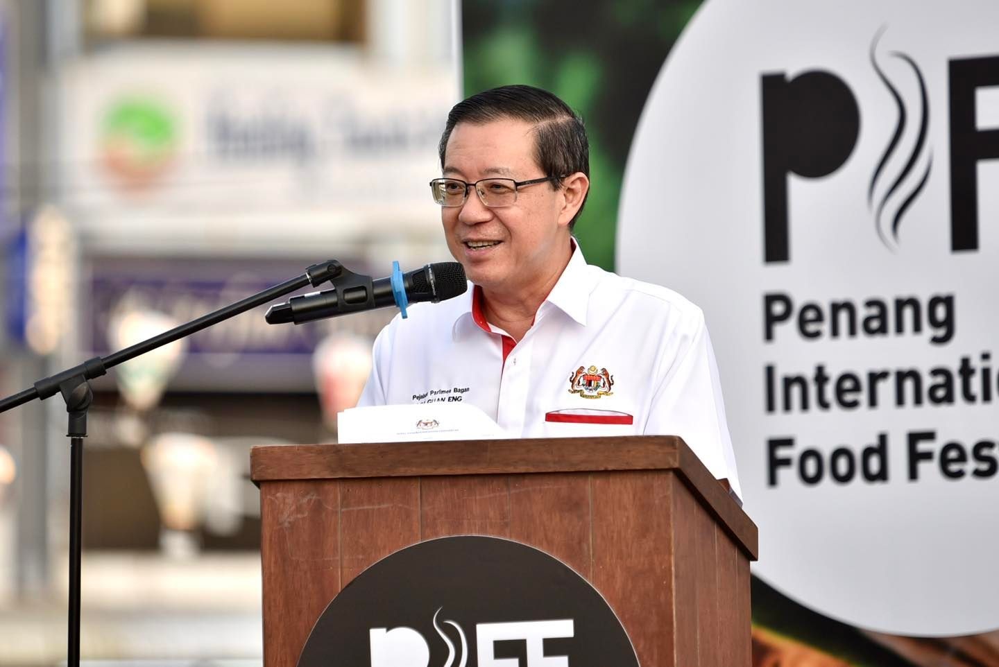 林冠英骂马华和非穆斯部长·“强化伊党者是政治太监!”