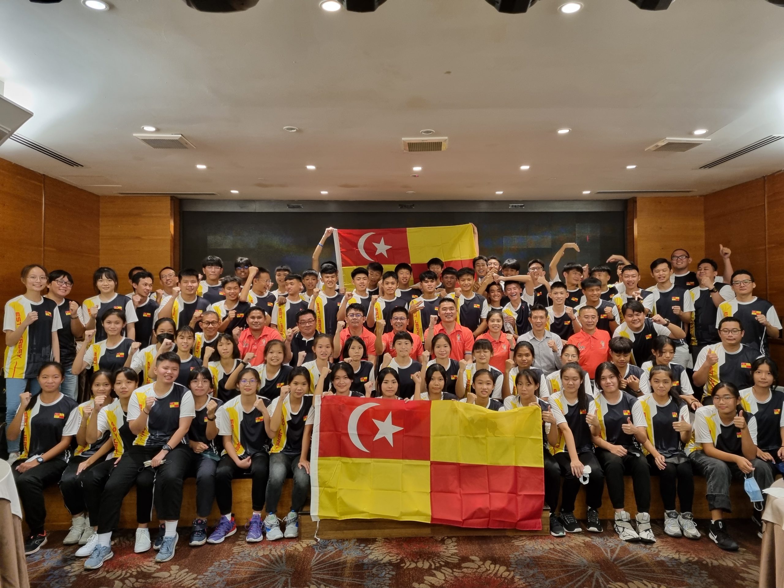 林文泽杯全国篮球赛| 雪篮总男女各派两队 60人强阵竞逐双冠