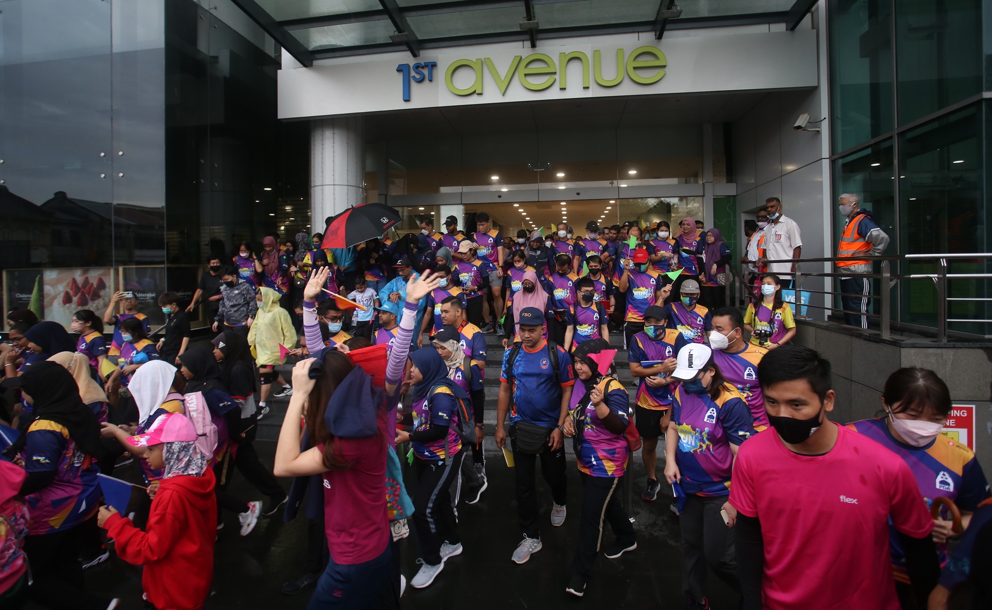 槟聋哑协会槟市厅联办 1250人彩色跑突破目标