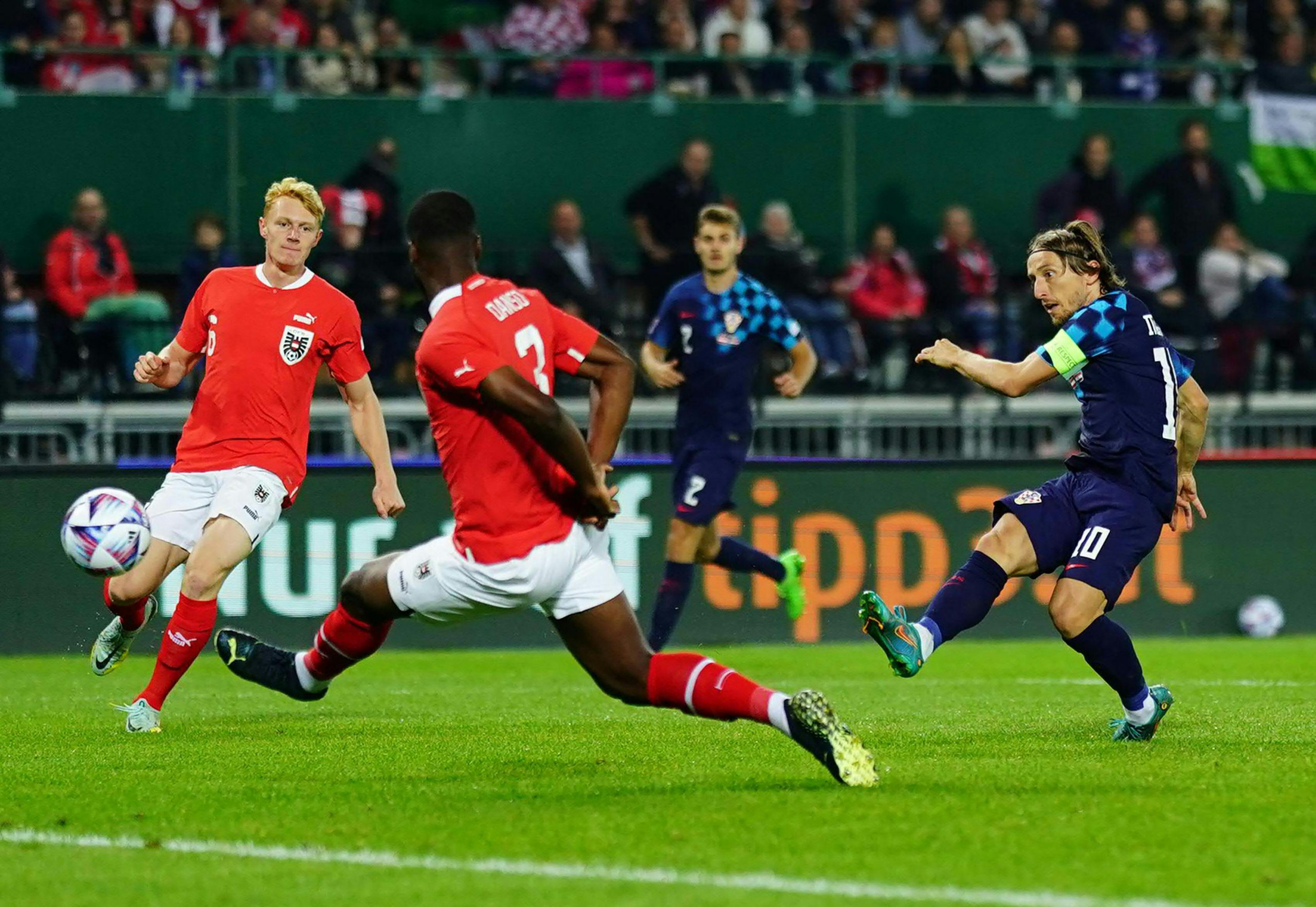 欧国联赛|法国遭丹麦双杀  荷兰克军携手出线