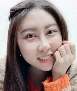 “屎尿体”被酸爆 贾浅浅辟谣：黄瓜等多首网传诗歌不是我写的    