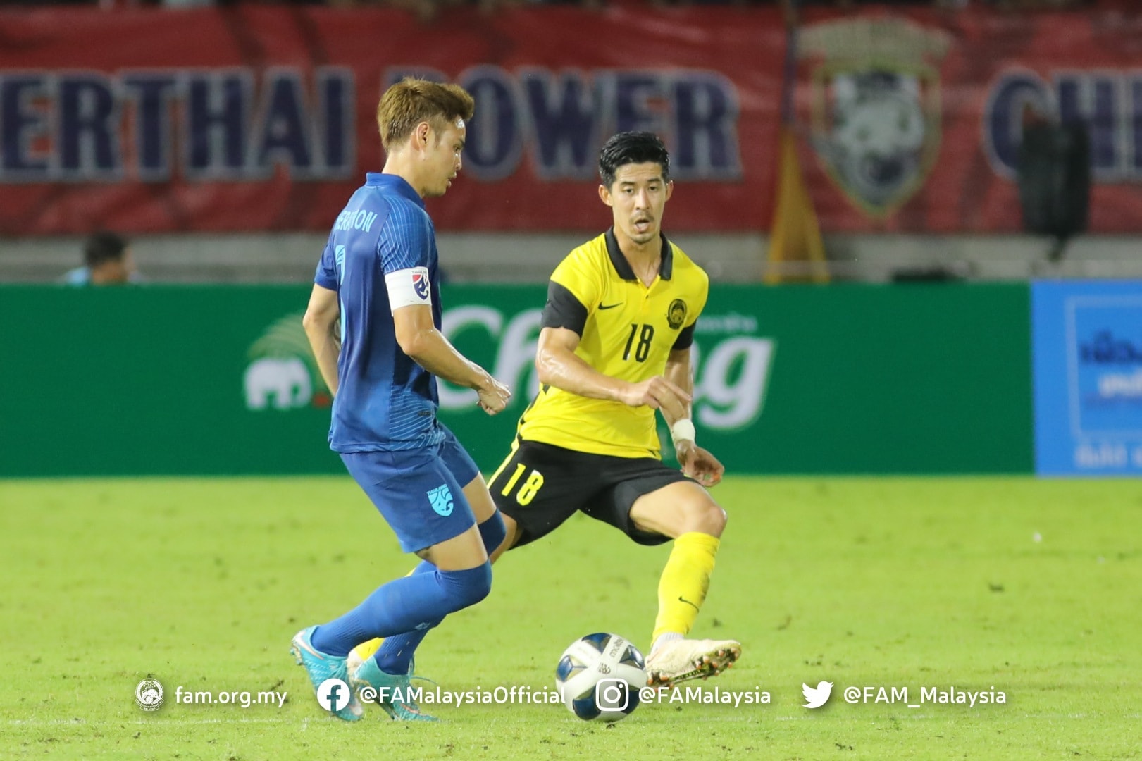 泰王杯足球赛| 点球战淘汰主队泰国 马来亚虎决战塔吉克