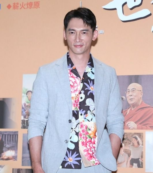 温昇豪被拍回女星香闺 拒划清界线:越避越有猫腻