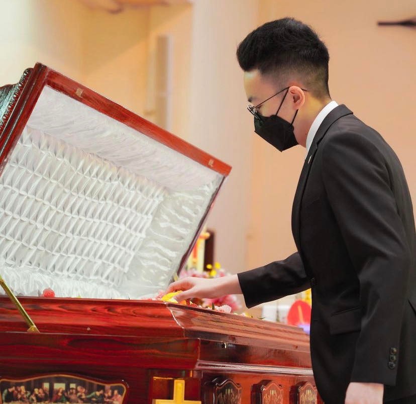 独家|《我是遗物整理师》真实版 明泰:不怕鬼只怕……