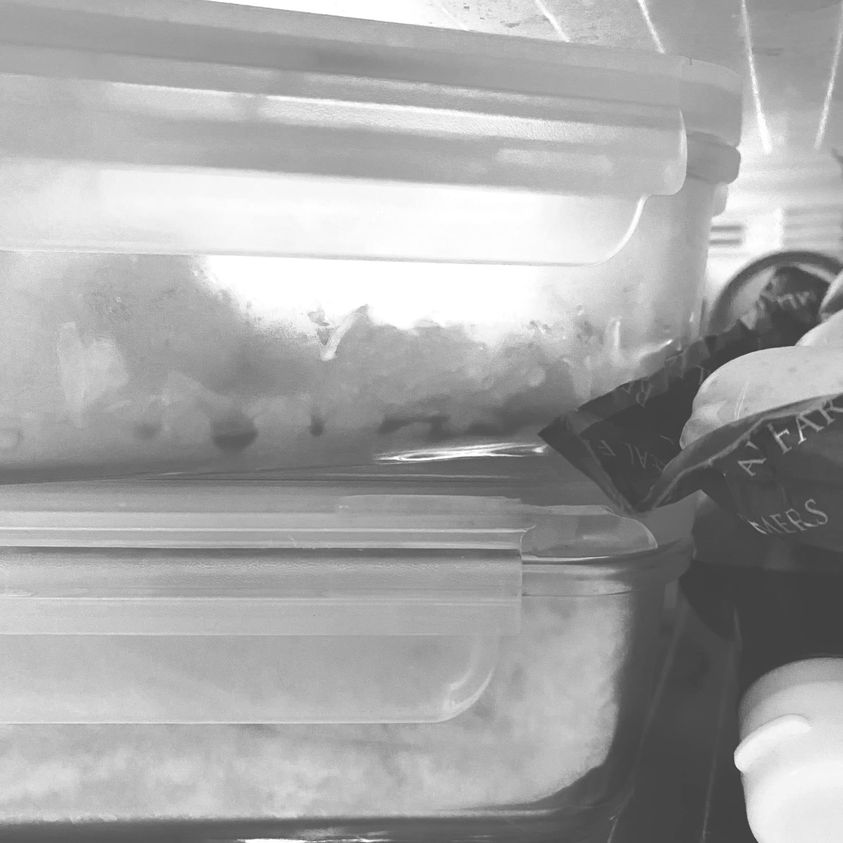 独家|日以继夜工作  儿含泪吃母最后一顿“隔夜饭”