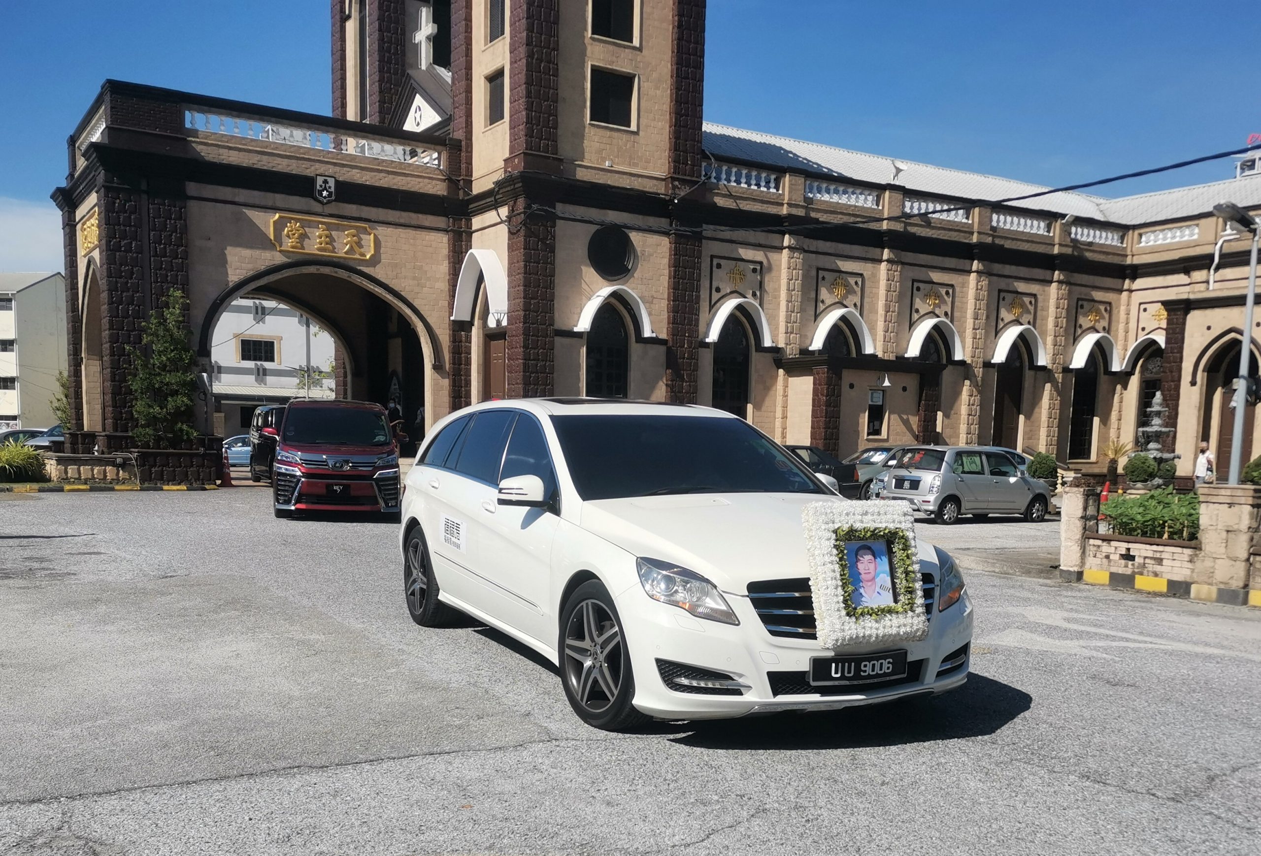 直升机坠机1死|机师今出殡火化  骨灰带回香港