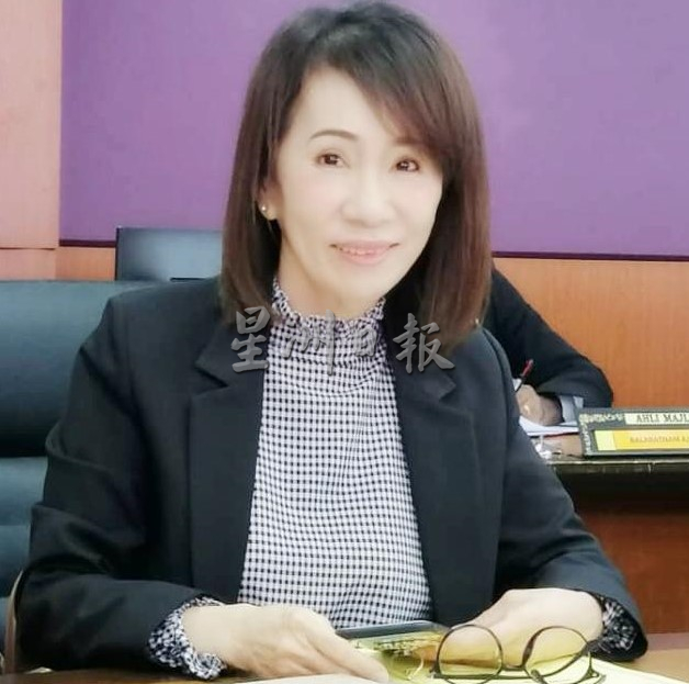 社区动态/培元三校路段严重堵车 多方面商议寻策解决