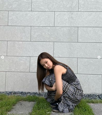 粉丝暖心安慰力挺  Jennie忍泪哽咽画面曝光