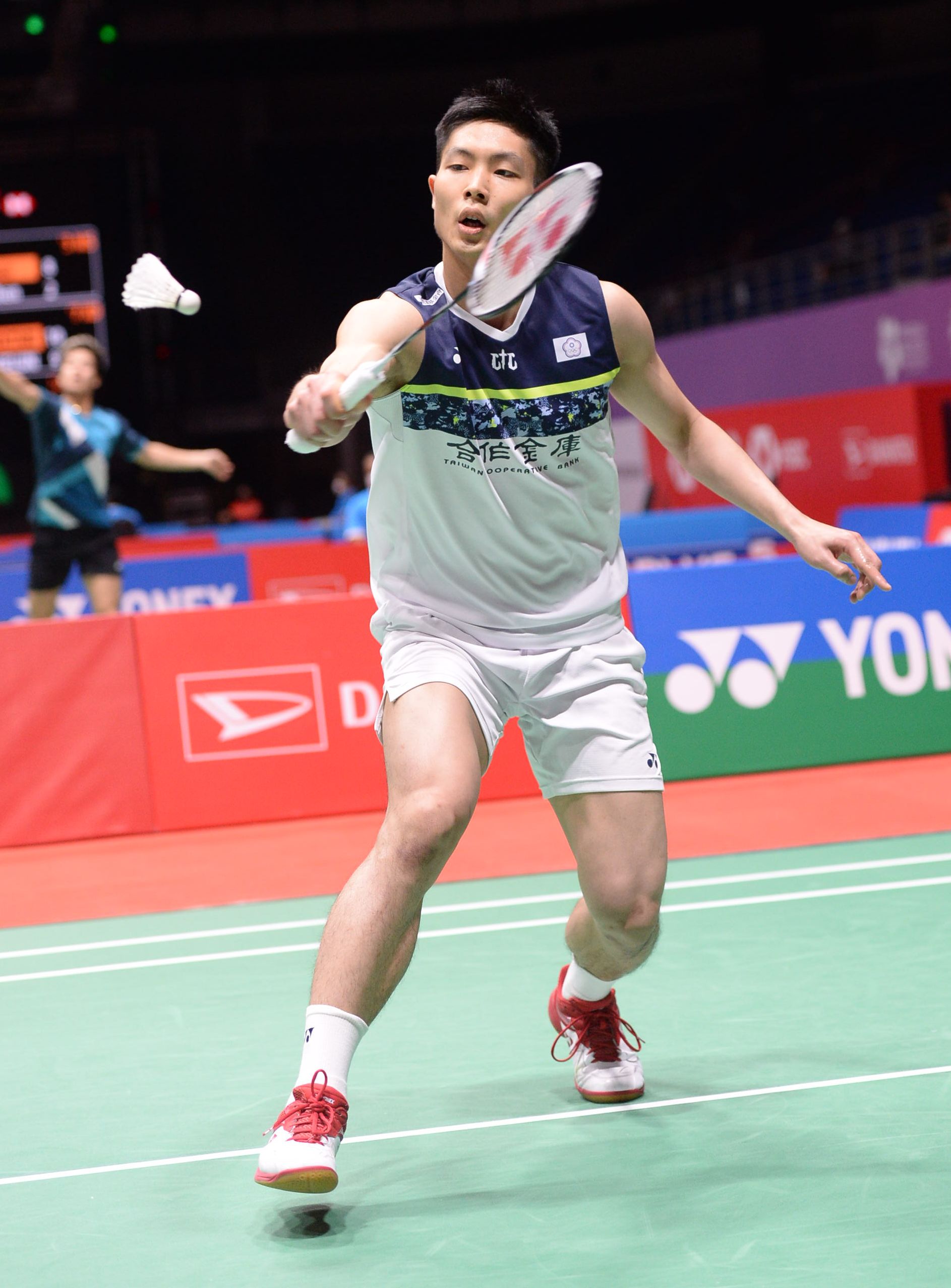 紫盟羽联| 周天成 阀敏 堇溦压阵  安邦再也雄心勃勃