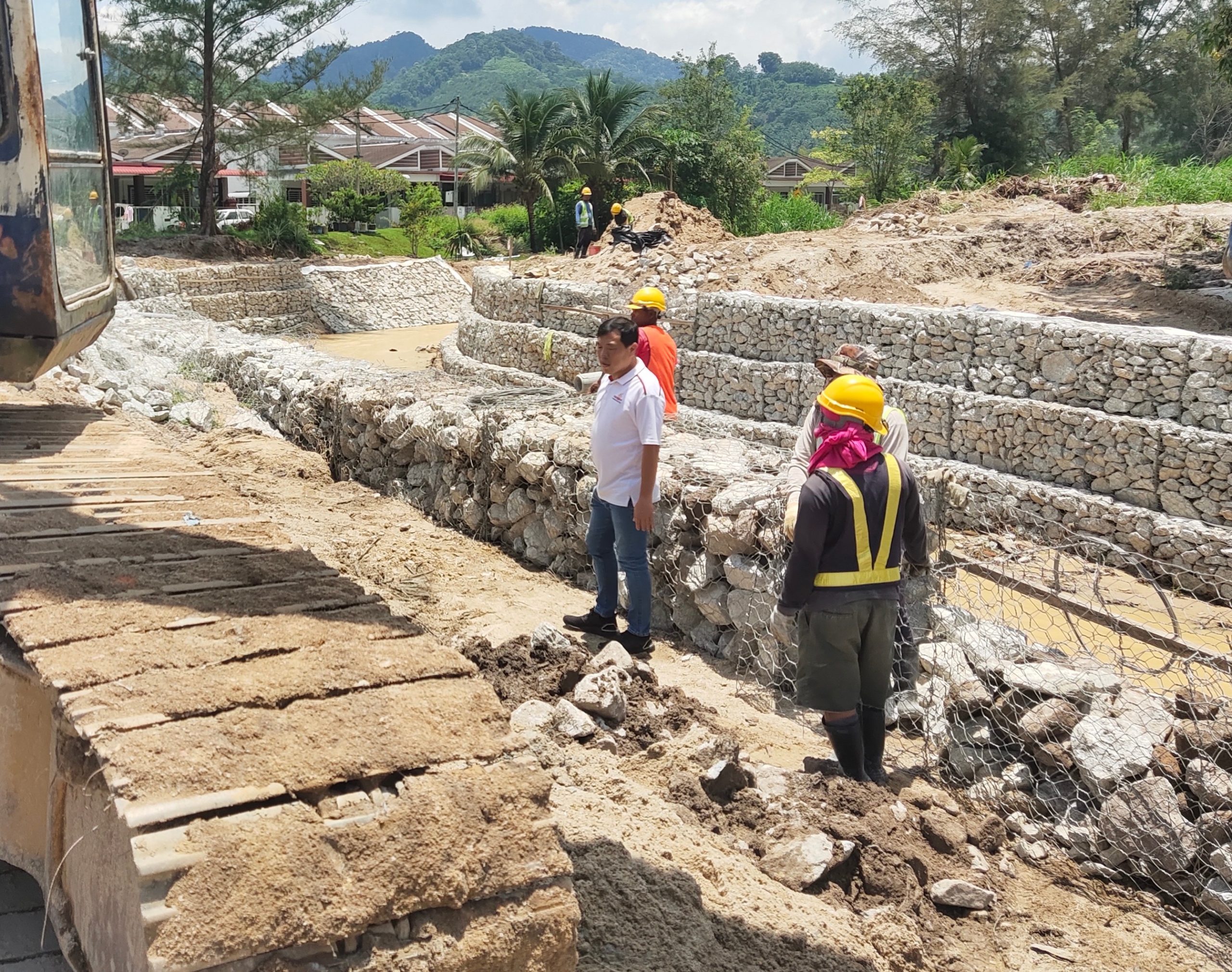 罗思义：MASMA治水工程进度缓慢 呼水利灌溉局监督工程 提升工程进展应对雨季