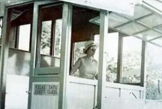 英女王逝世|曾三度来马官方访问 包括1998年大马政局紧张时