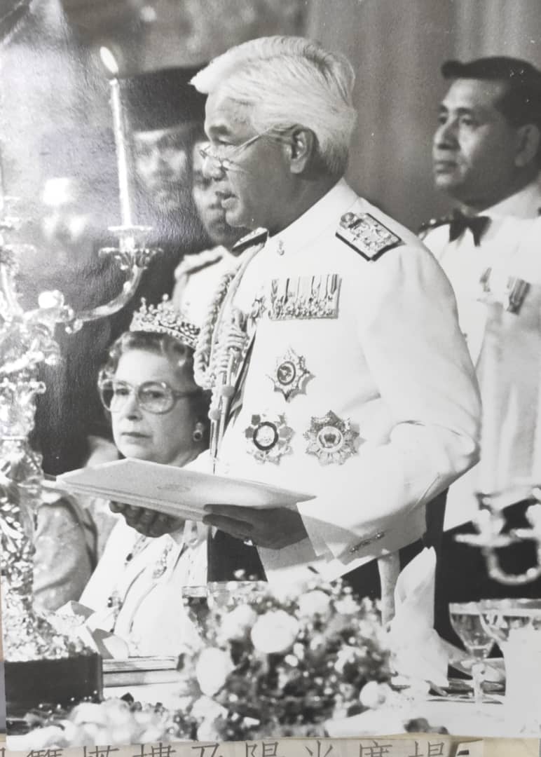 英女王逝世|曾三度来马官方访问 包括1998年大马政局紧张时