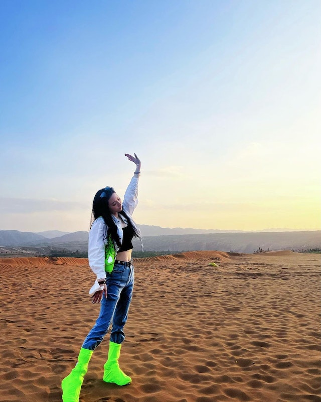 被网揭赴中国密会吴卓羲 菊梓乔避谈度假旅行地点