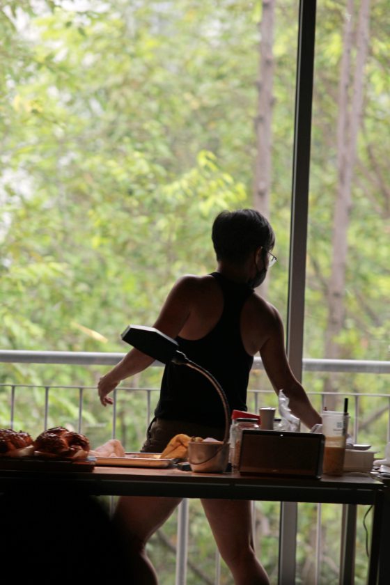 西北孤鸟／因厌倦而来的创意──《身体日记》的“单人”与“艺术”