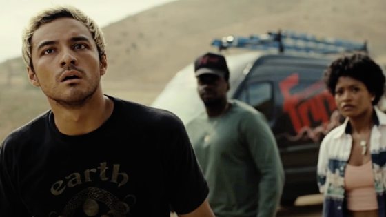 陈头头/《Nope》不,别看它的眼