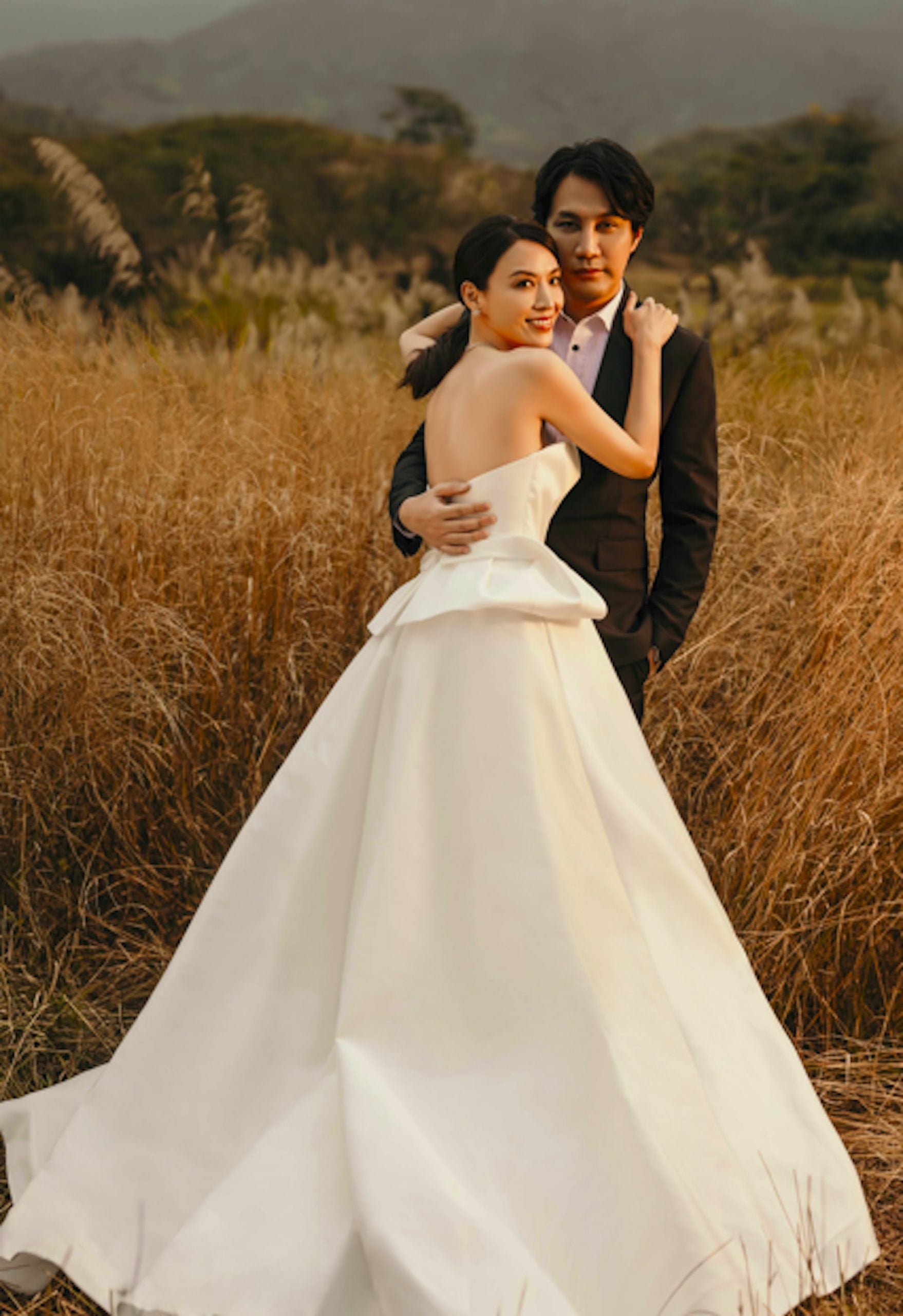 陈炜9.26办婚礼 唯美结婚照曝光