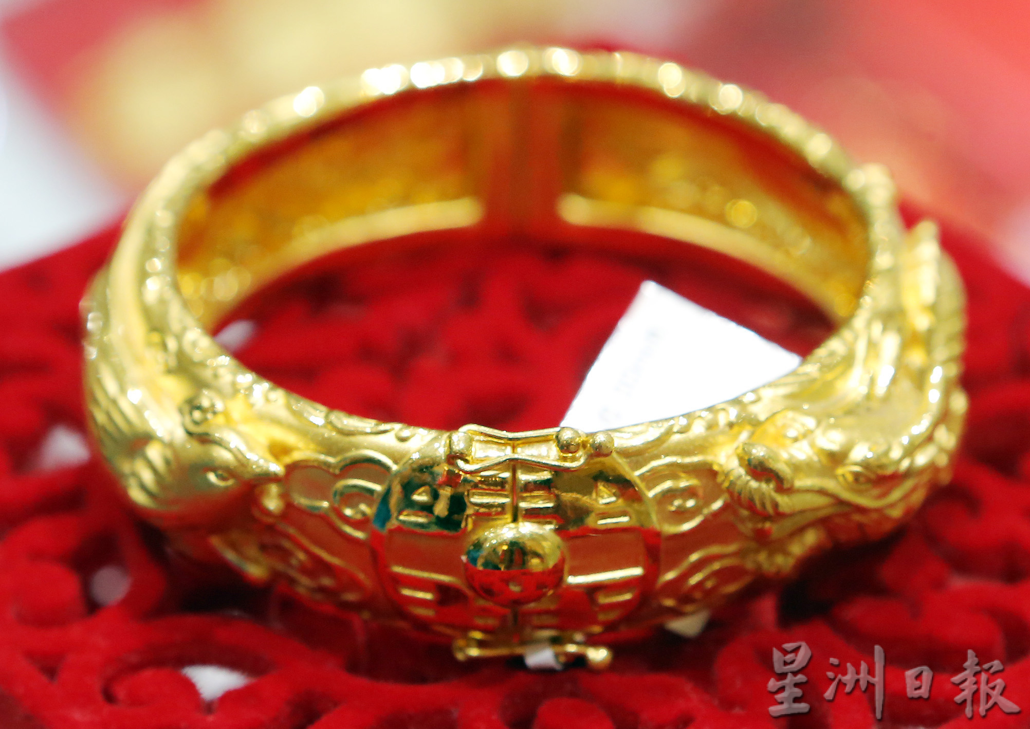 嫁娶旺季农历八月 金业迎春天 民众买金换金好时机
