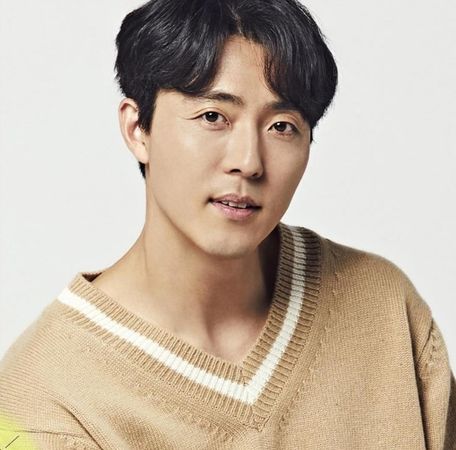 韩男星爆吸毒被捕 朴海镇李茂生衰被点名