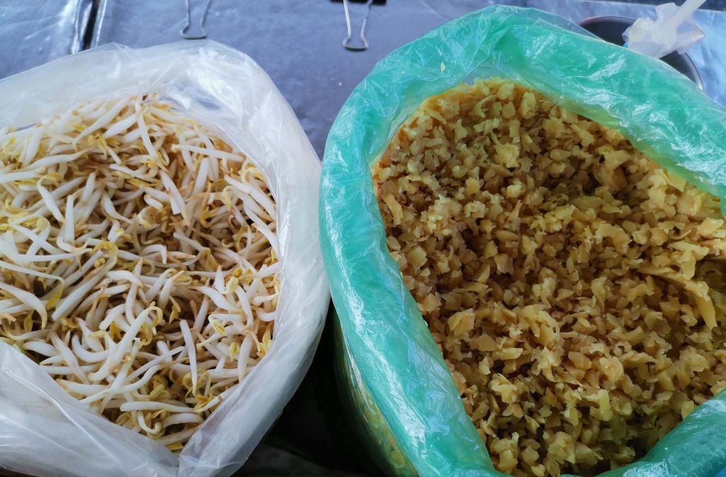 餐车趴趴走 | “胡须佬”从骑三轮摩托到开车 班台炒粿角顾客代代传 