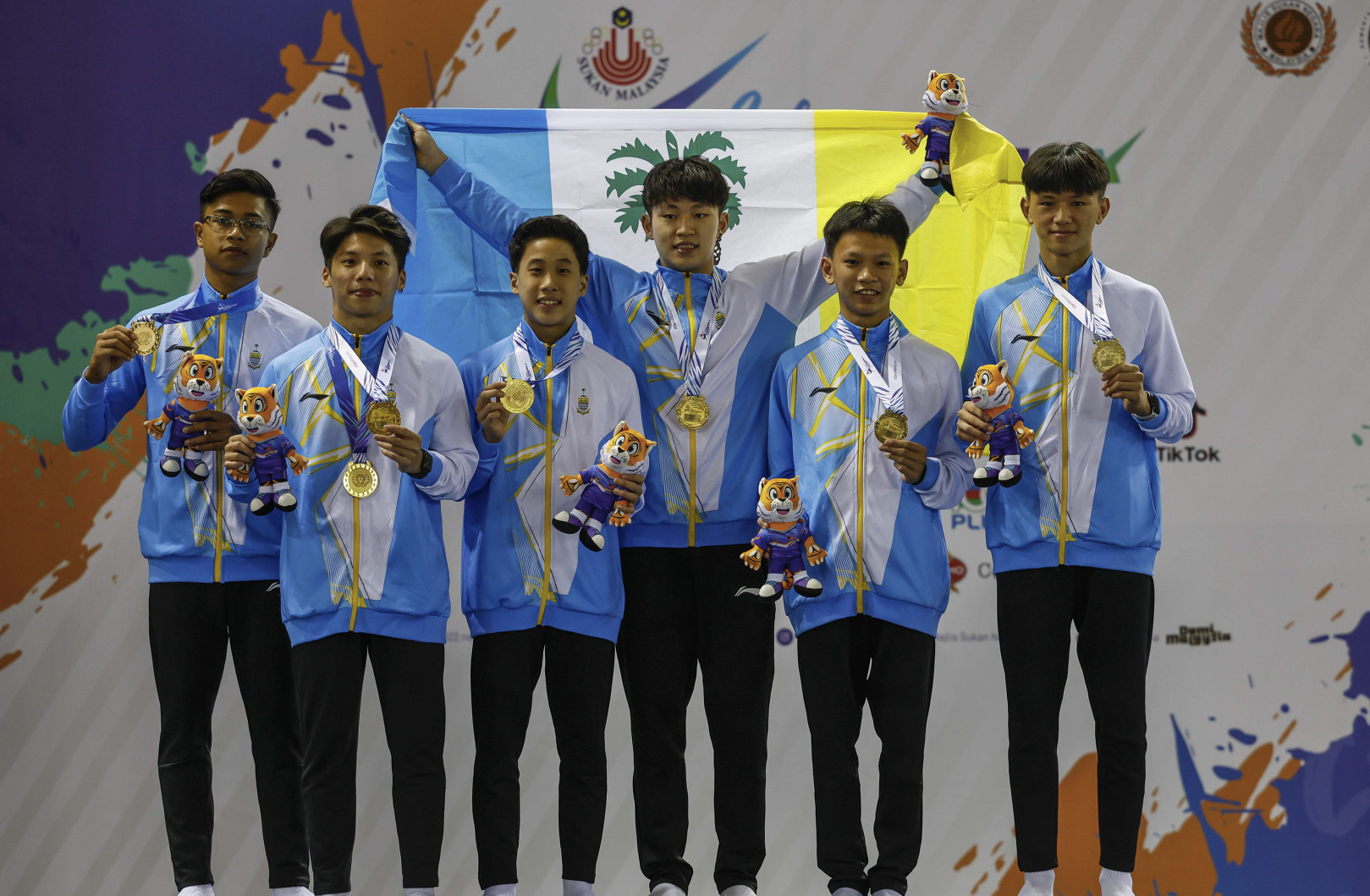 黄俊诚男个人全能封王 槟城创器械操男团3连霸