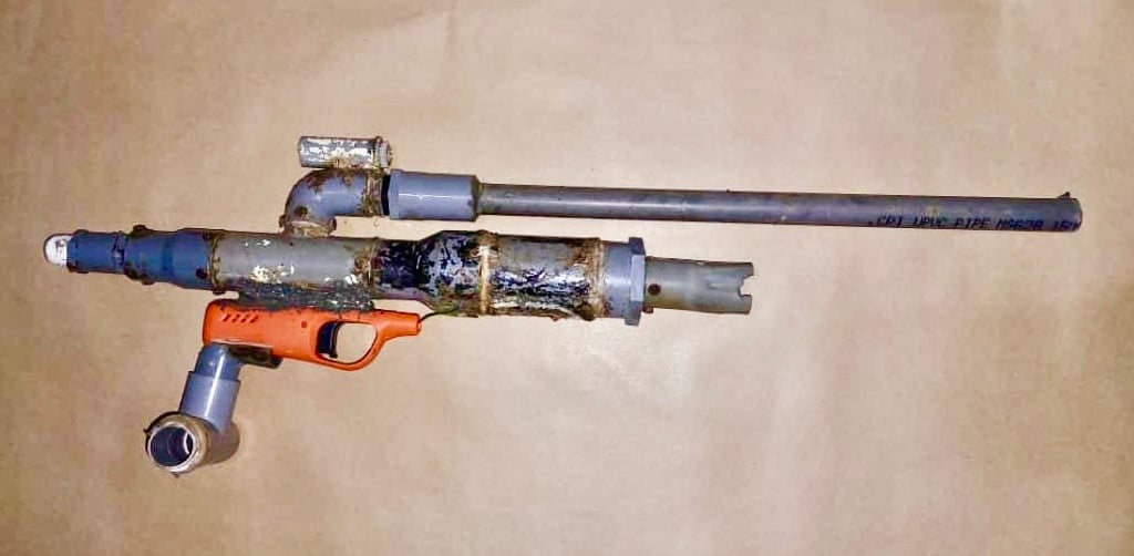 （全国版）上网学自制气枪被捕