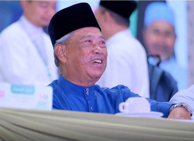 （全国版）国盟主席丹斯里慕尤丁指出，国盟以开放态度听取各盟党对于第15届全国大选的立场，包括接纳伊党不愿意与希盟合作的态度。