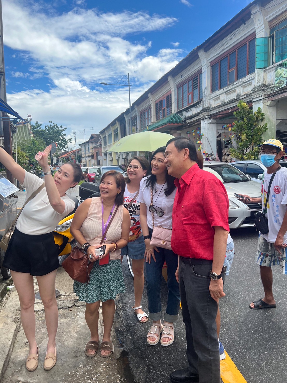 （全国版）泰国前首相英叻脸书分享槟城游