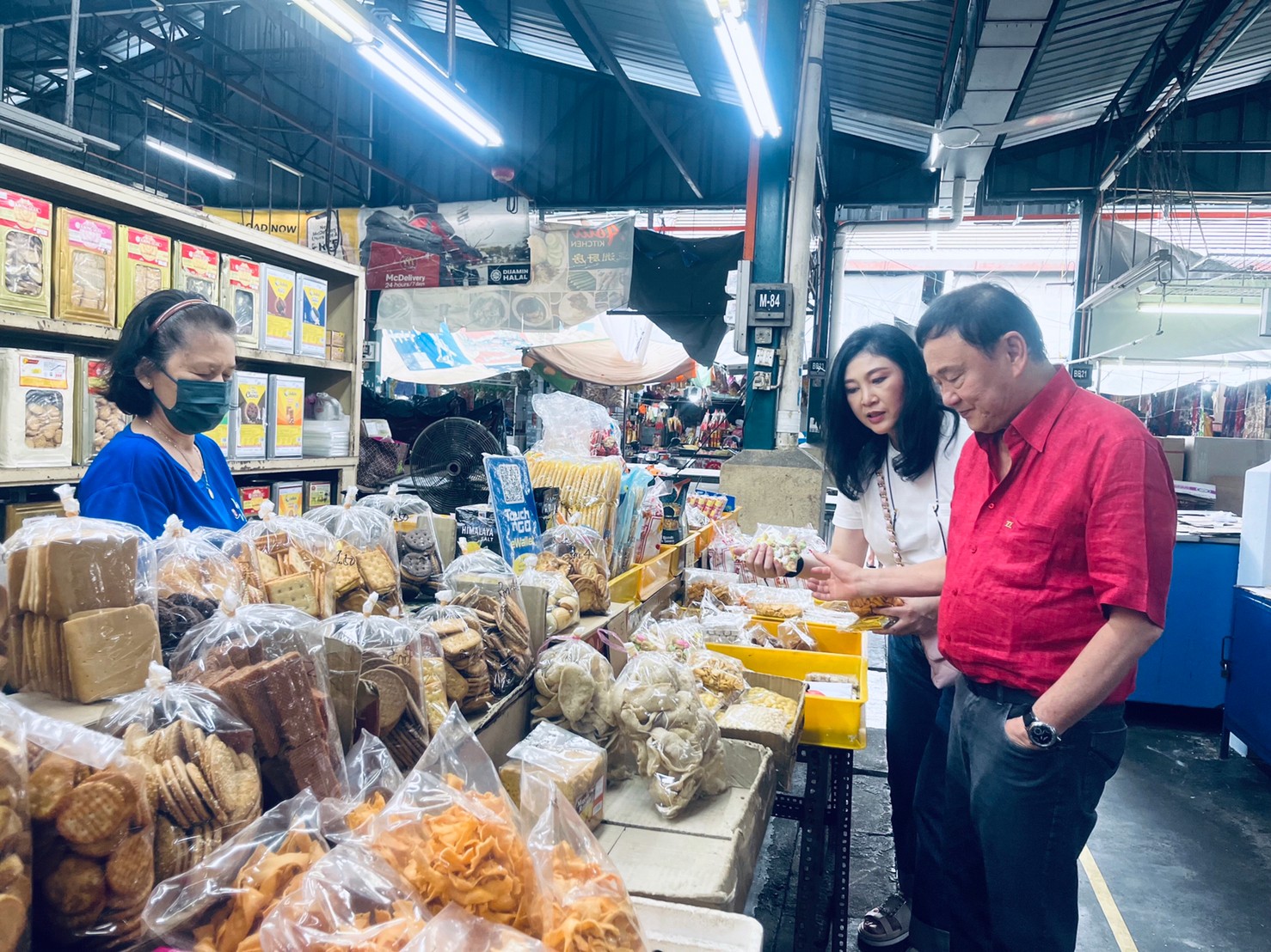 （全国版）泰国前首相英叻脸书分享槟城游