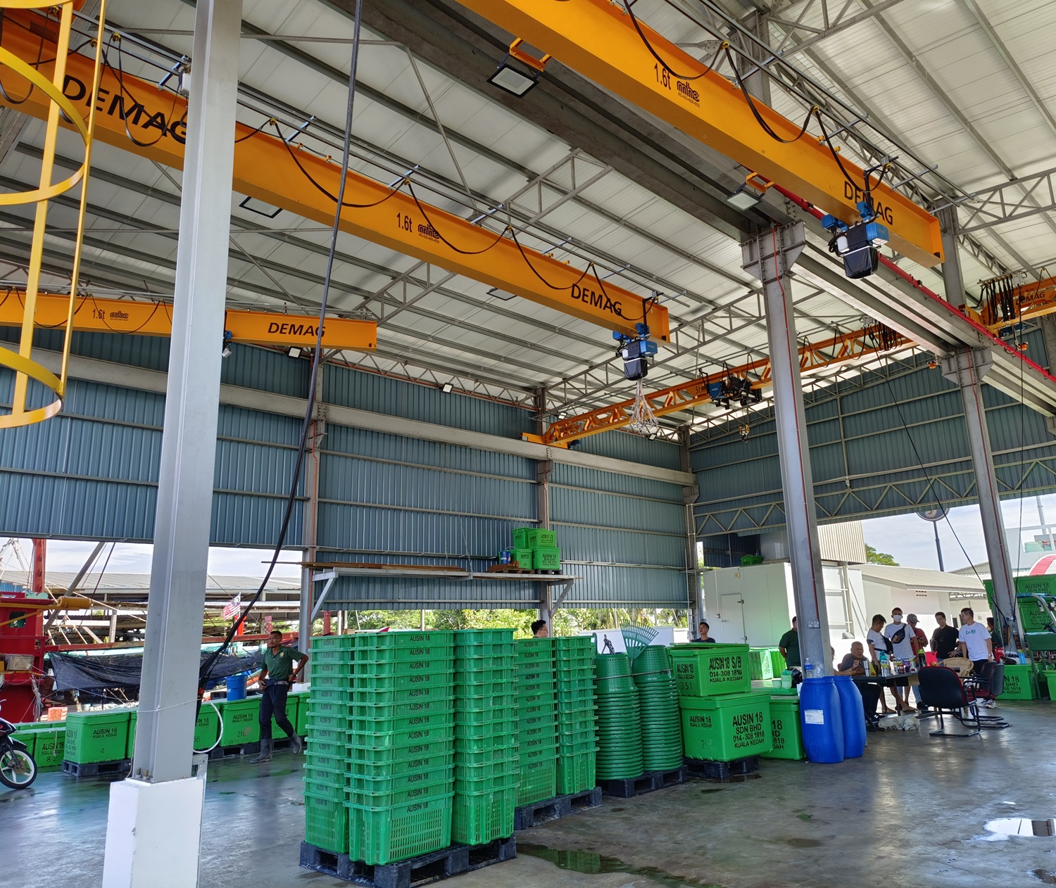 (全国版)澳鑫码头有限公司(Ausin 18)打造现代化的码头,让吉打港口月80艘渔船靠岸,上下渔获。