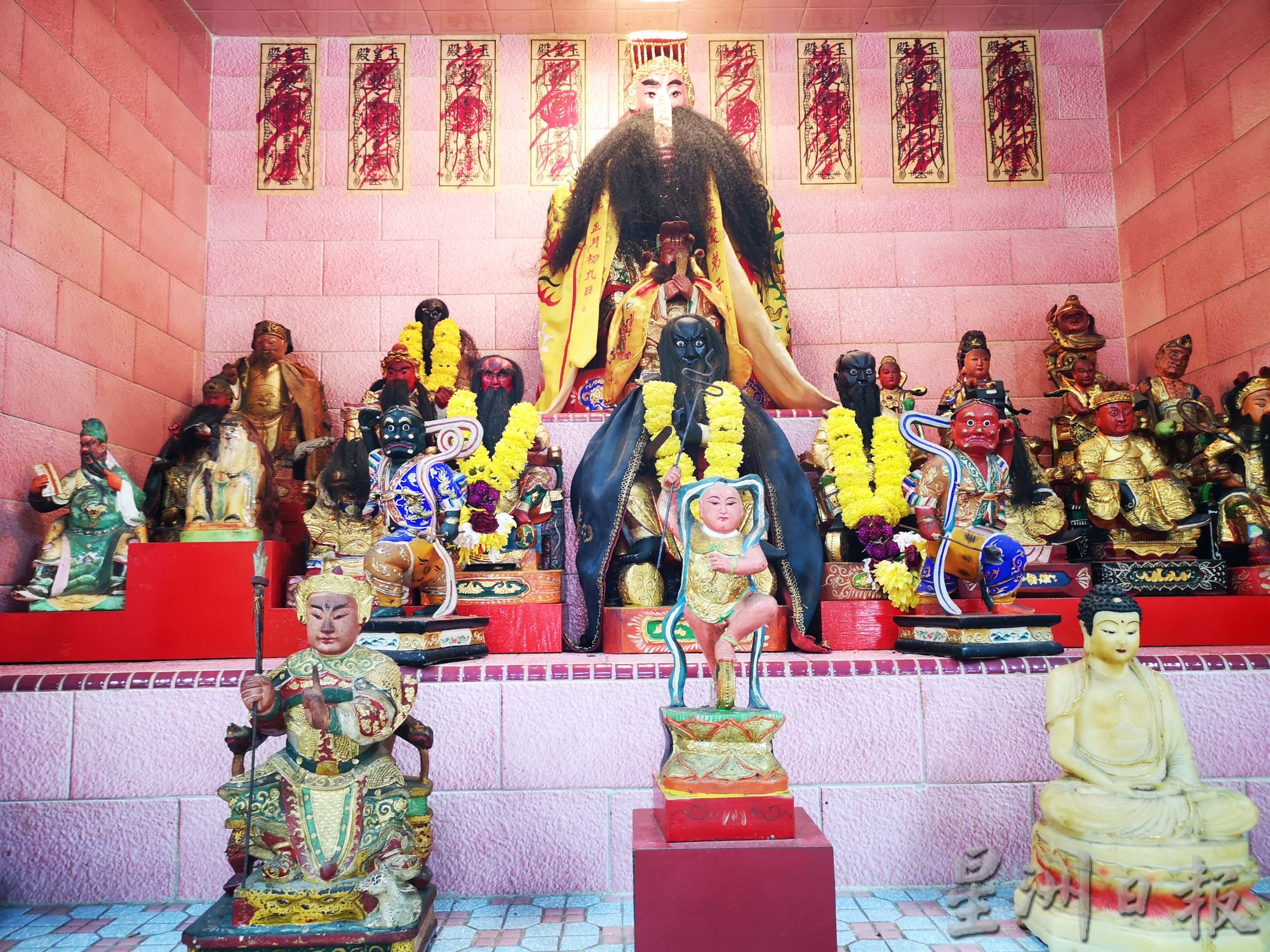 (古城封底主文)《庙堂之旅》一个圣龛开始冬牙峇株玉皇殿与村民的善缘