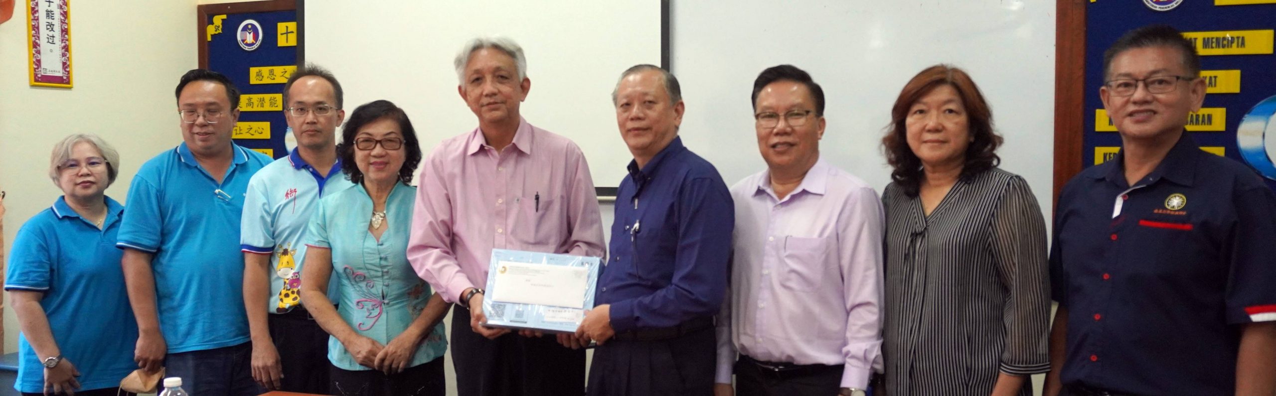 (大北马)教总71周年会庆筹募基金定300万目标,全马跑透透移交乐捐卡鼓励各造响应