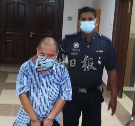 (大北马)被控供应外籍女郎卖淫服务,电召车司机不认罪获保释