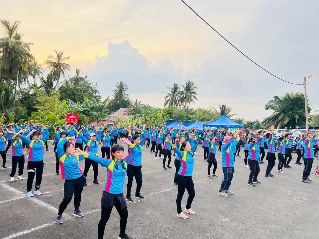 角头脚车队推广健康生活 BAN PECAH 天天骑游 享受生活