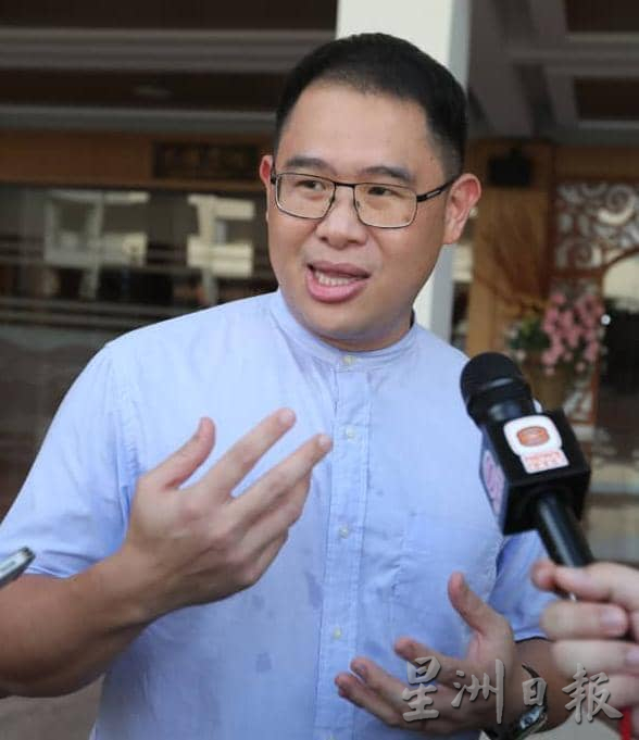(已签发)柔:官车使用紧急车道引热议 林添顺表达歉意