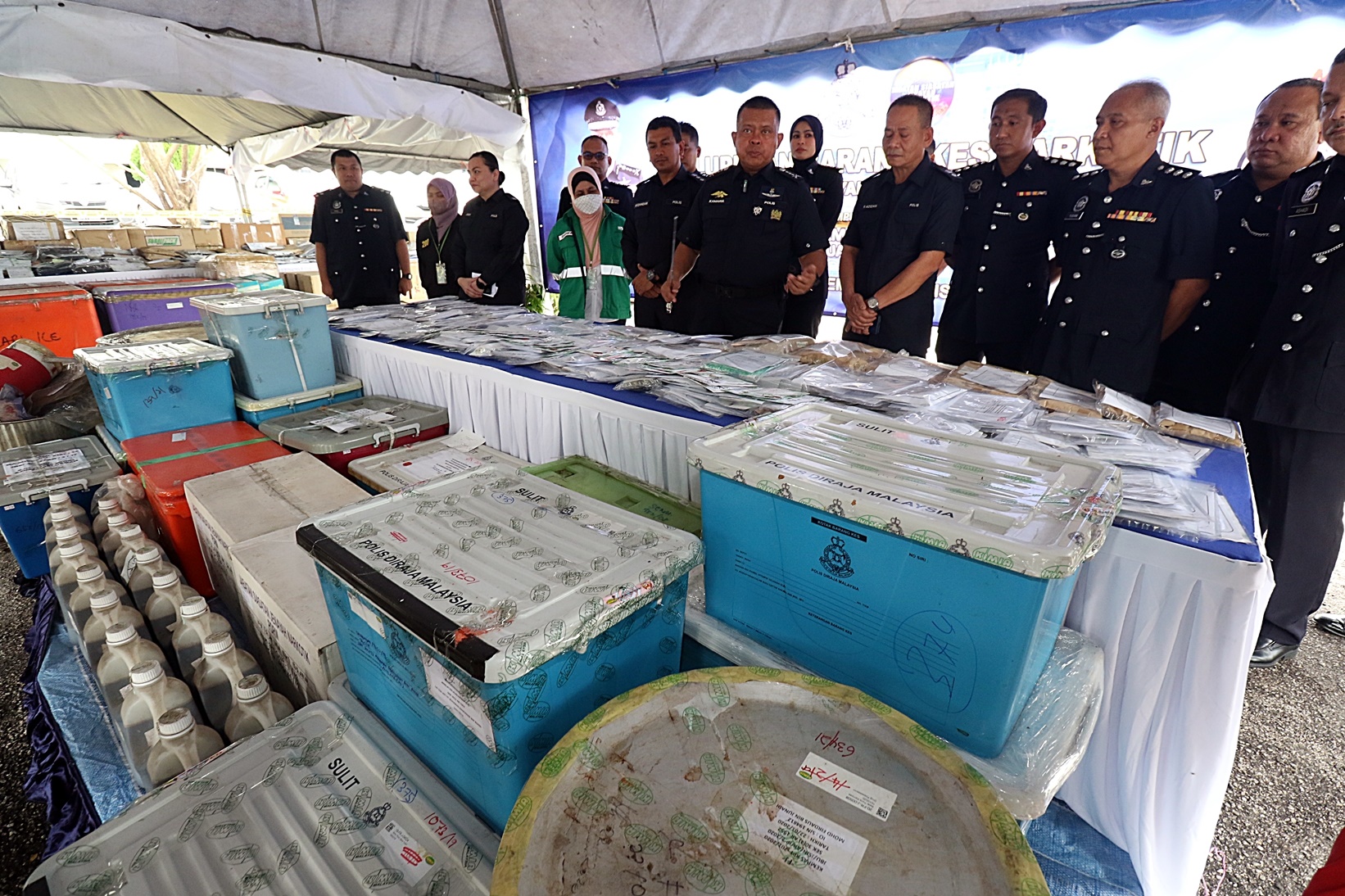 柔州警方2年毒品案所获,销毁逾611万令吉毒品