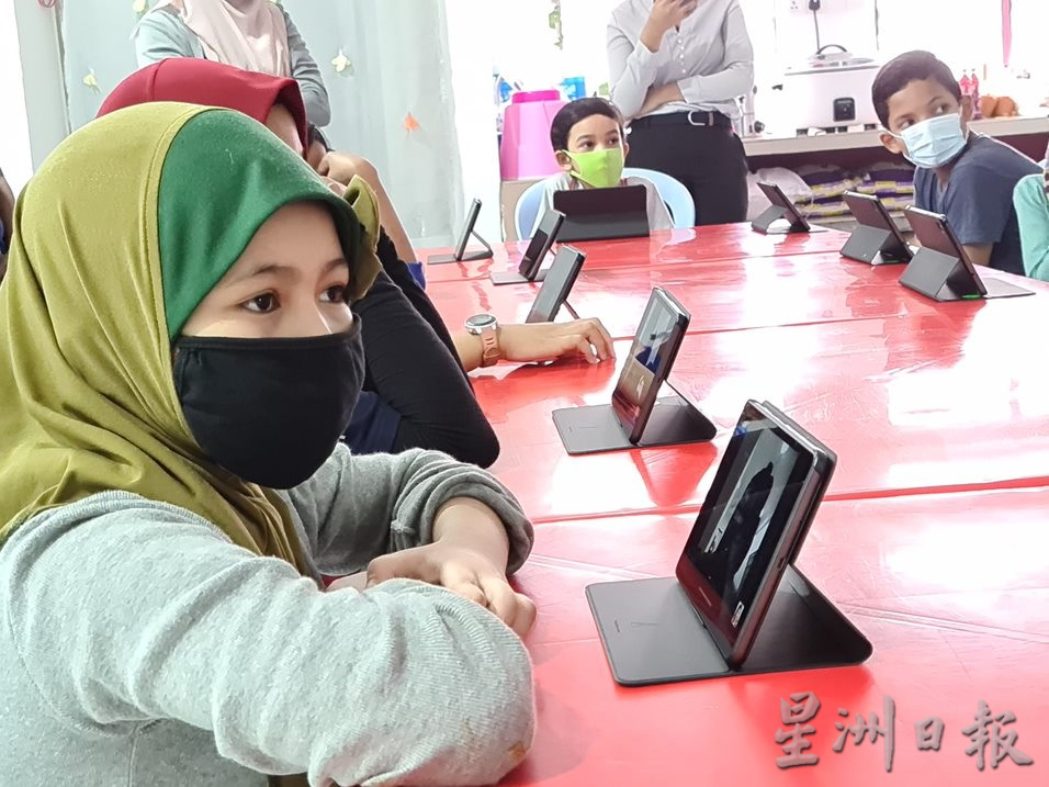 Deloitte推动KidsEdu计划，职员化身义务教师