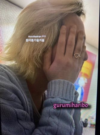 Jennie手机情史证据外流 历任男友都是男团成员!