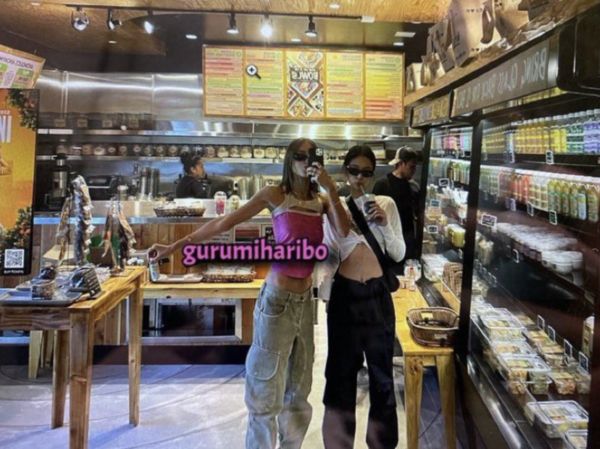 Jennie手机情史证据外流 历任男友都是男团成员!