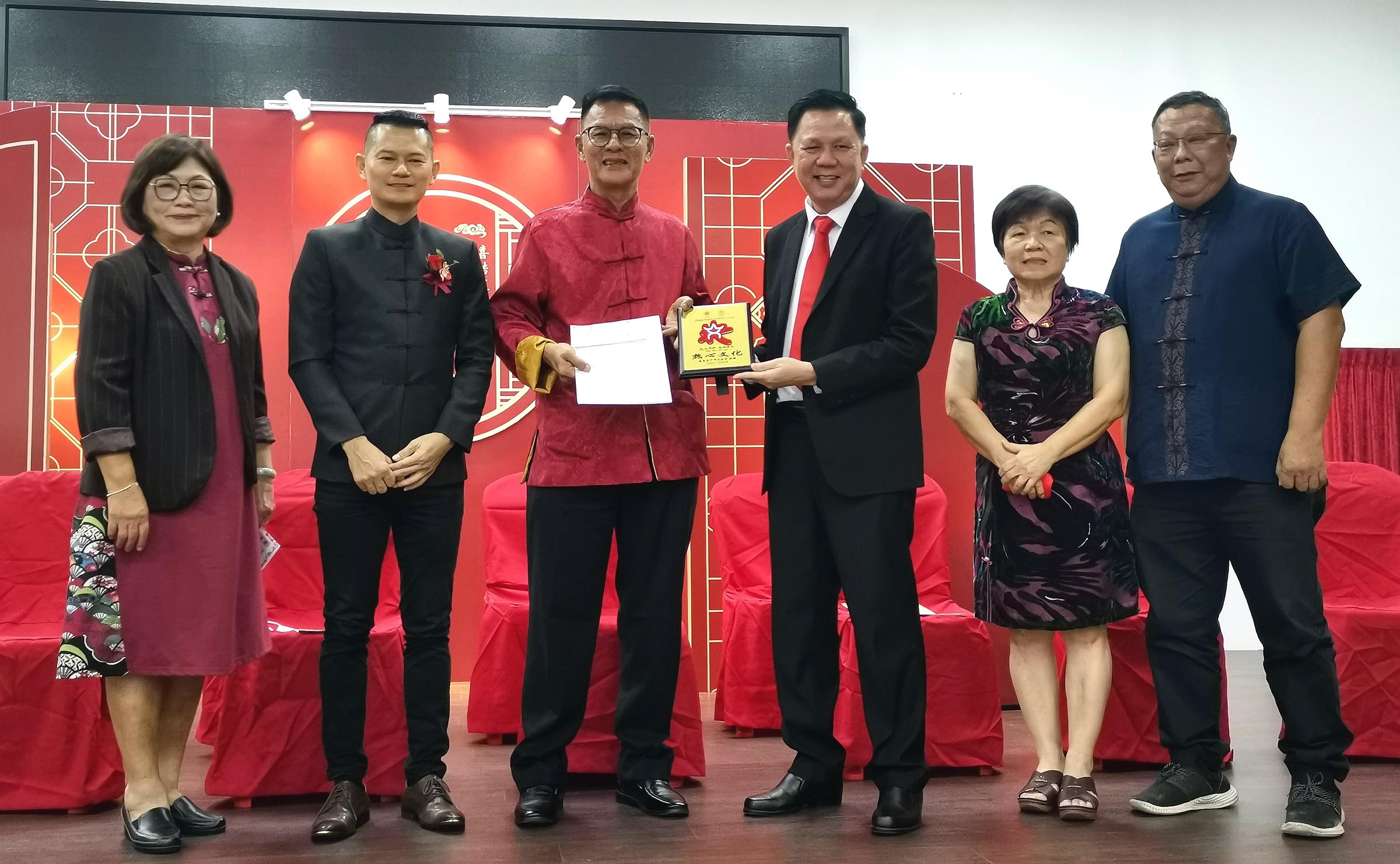 NS芙蓉/“久久同心婚约汇”集体婚姻注册,13对新人婚了!