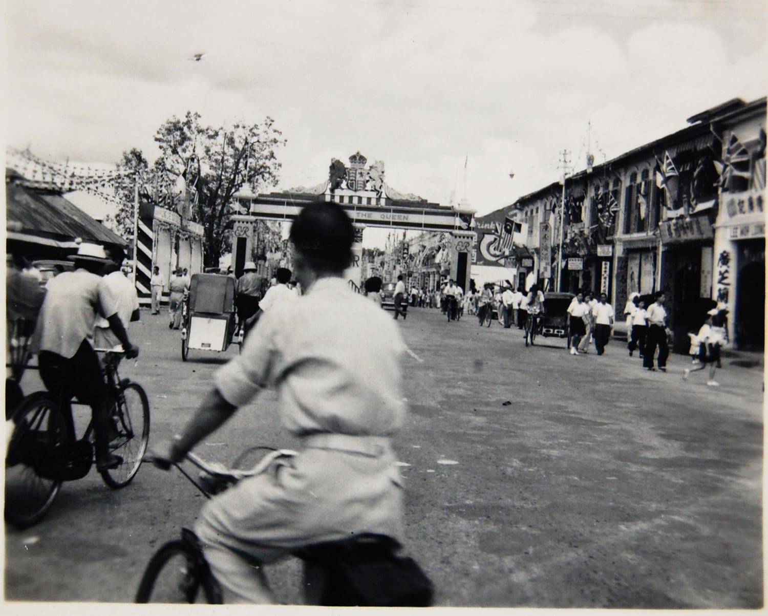 英女王登基 马口热闹非凡