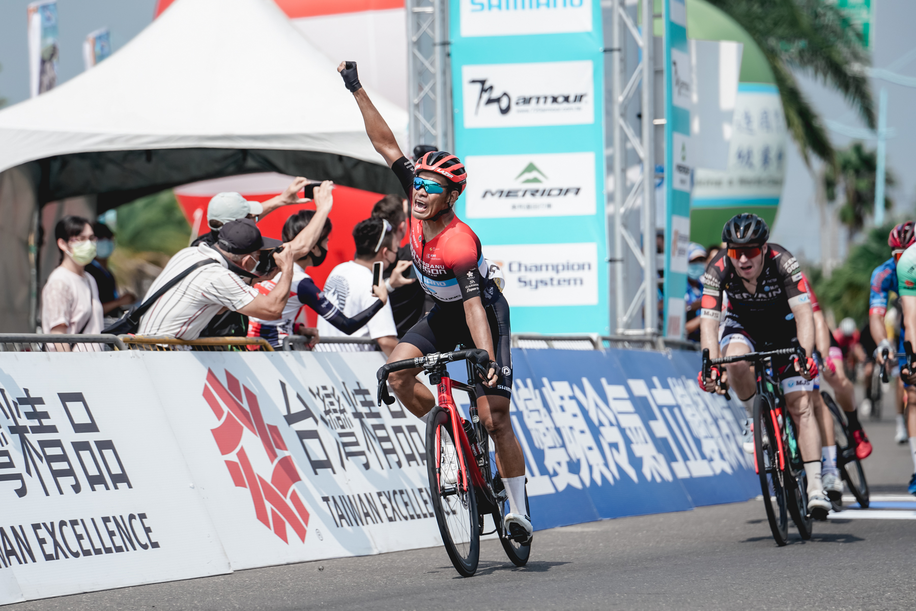 2022国际脚车环台公路大赛 哈里夫称霸第5站