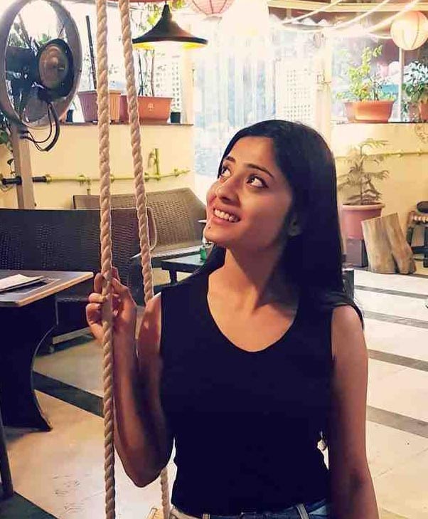 30岁印度女星上吊自杀 遗书曝长期受已婚富商骚扰