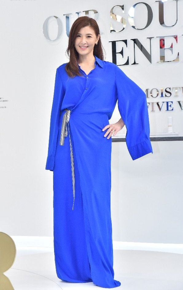  52岁冻龄女神苏慧伦 亲曝保养3秘诀